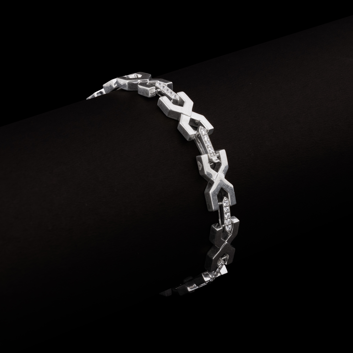 The Infinity Link — 925 sterling silver jewellery — image 4